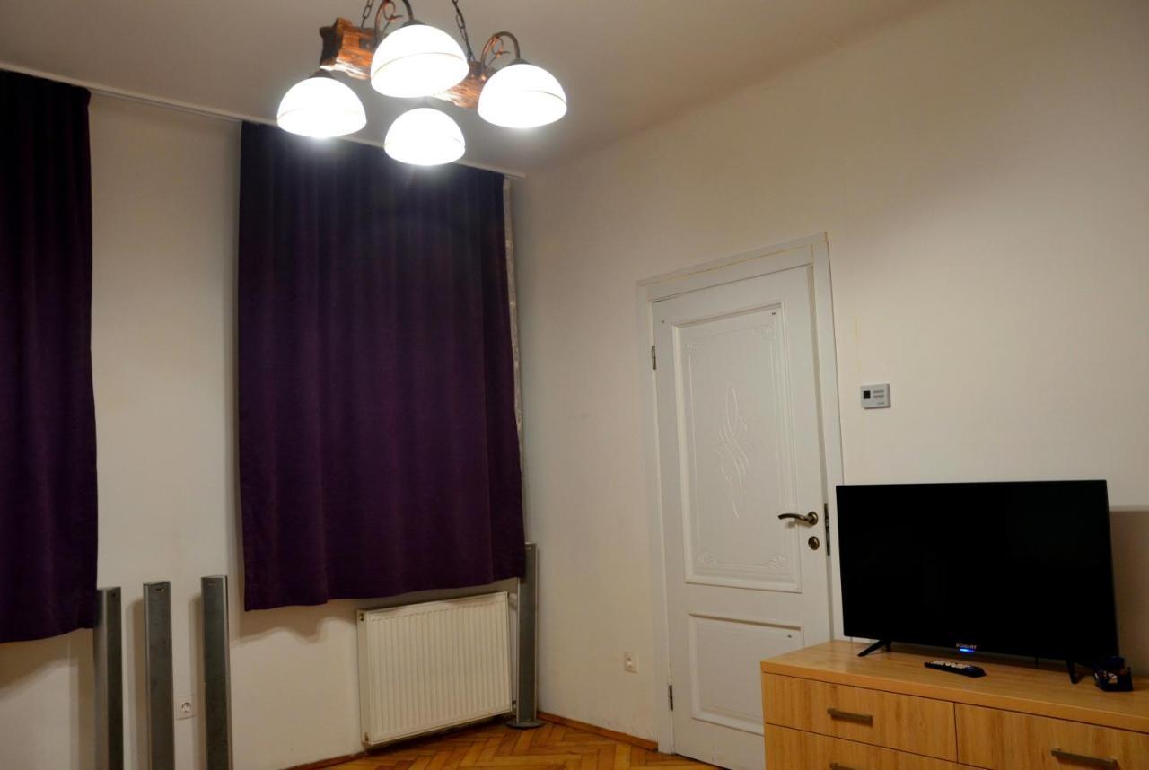 Brand New Apartment In City Center ลวีฟ ภายนอก รูปภาพ